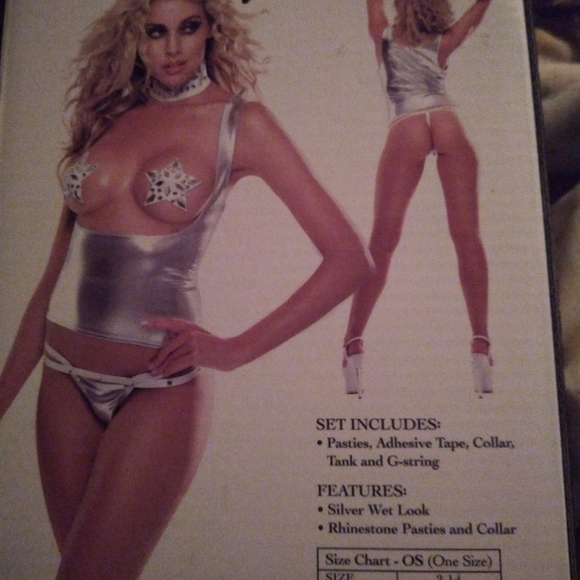 Lingerie - Picture 2 of 2